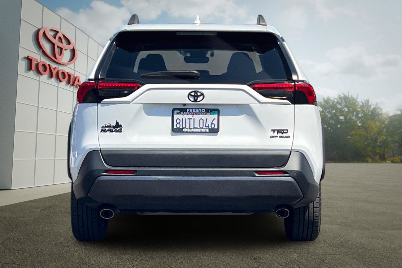 Certified 2021 Toyota RAV4 TRD Off-Road AWD/4WD image 4