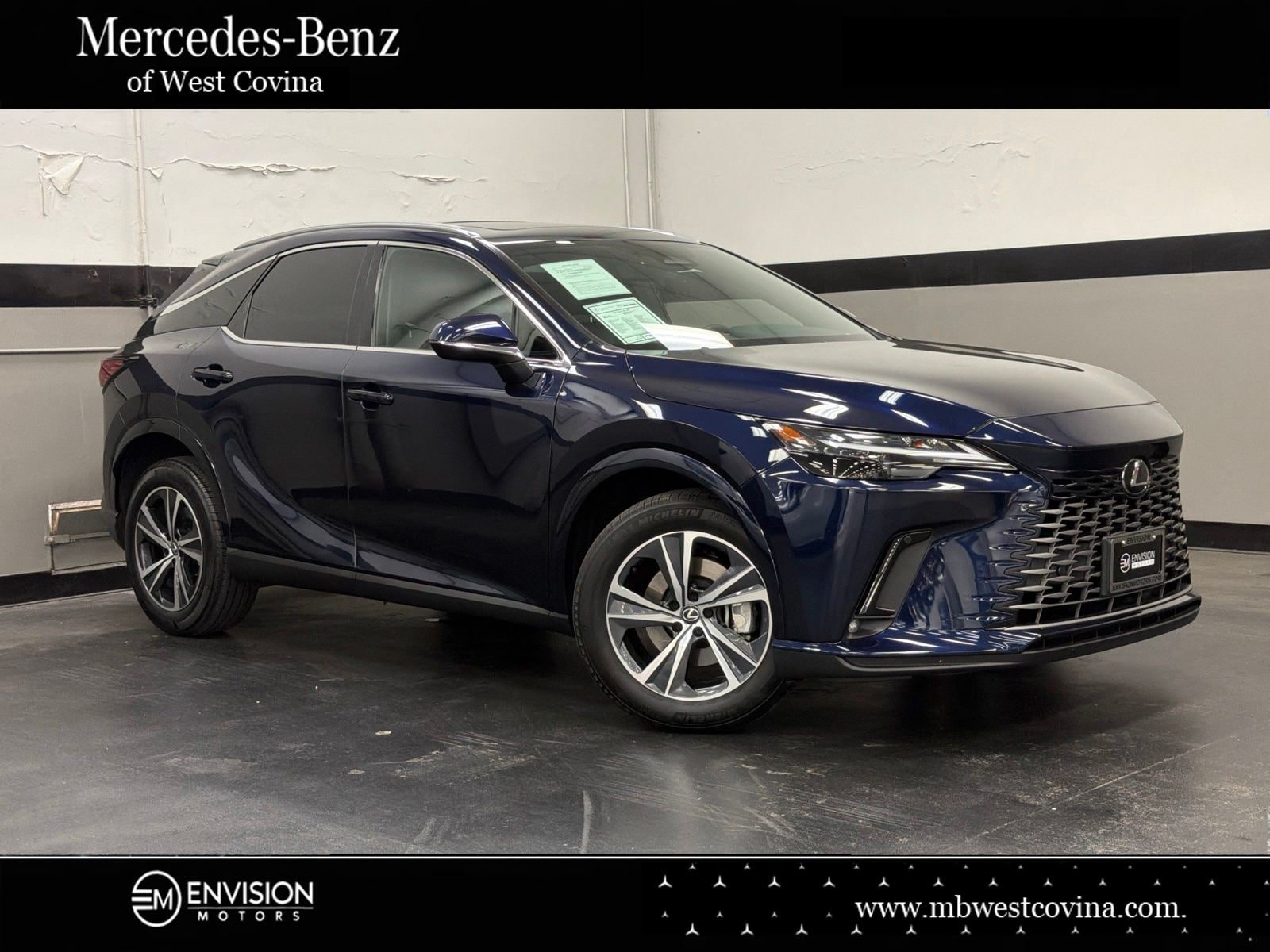 Used 2025 Lexus RX 350 FWD w/ Technology Package image 1