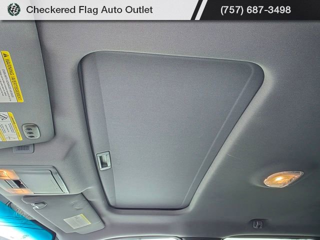 Used 2011 Ford F150 Lariat w/ Lariat Chrome Pkg image 23
