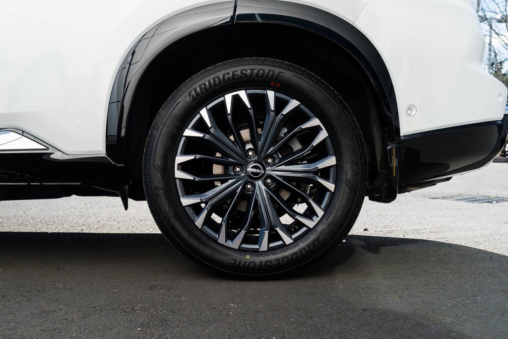 New 2026 Nissan Rogue Platinum image 7