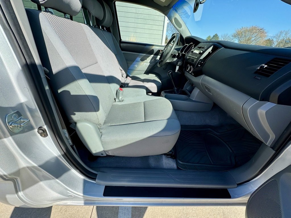 Used 2006 Toyota Tacoma 2WD Regular Cab image 14