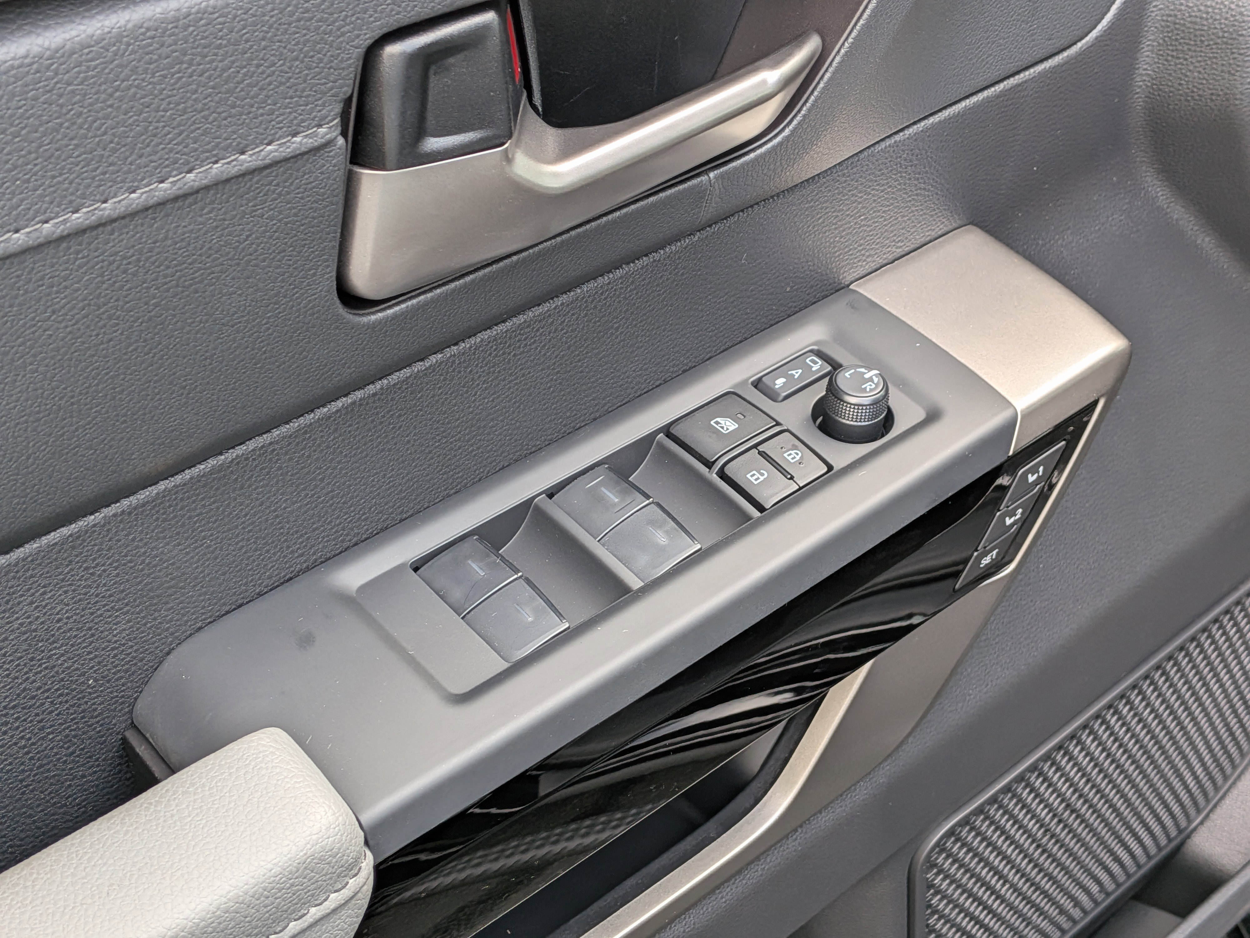 New 2026 Toyota Tundra Limited w/ TRD Off-Road Package image 11