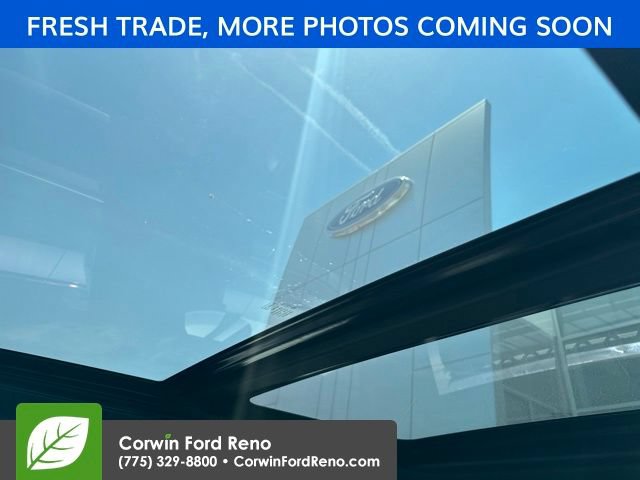 Used 2017 Ford F150 Platinum w/ Equipment Group 701A Luxury AWD/4WD image 18