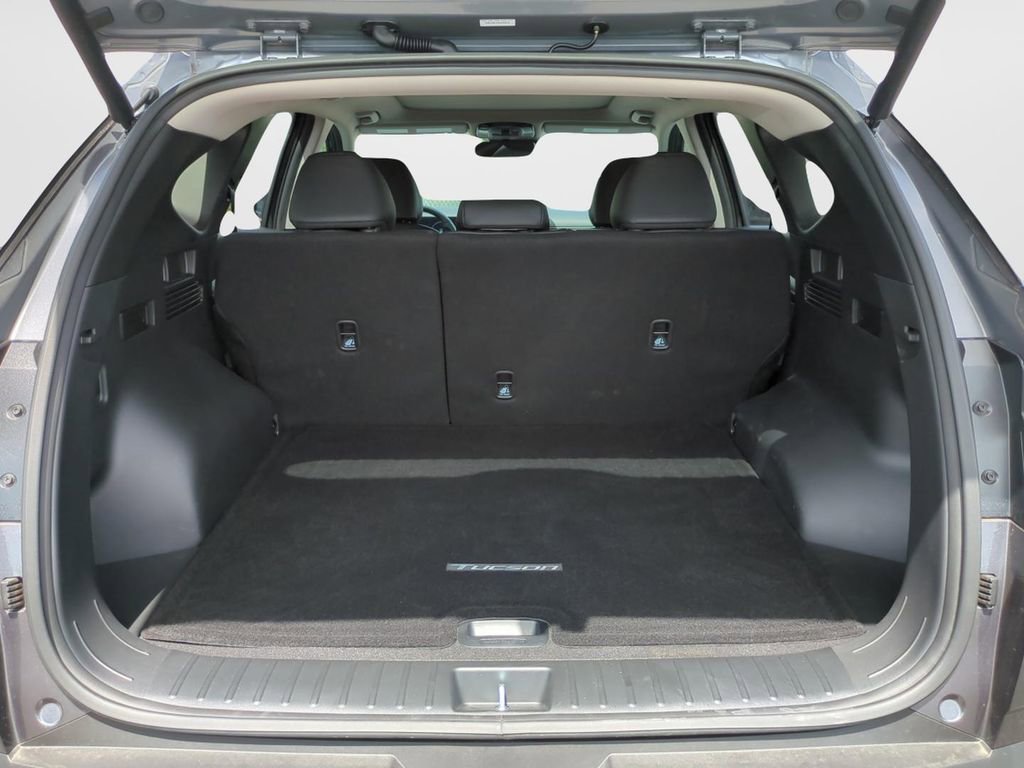 Certified 2025 Hyundai Tucson SEL AWD/4WD image 13