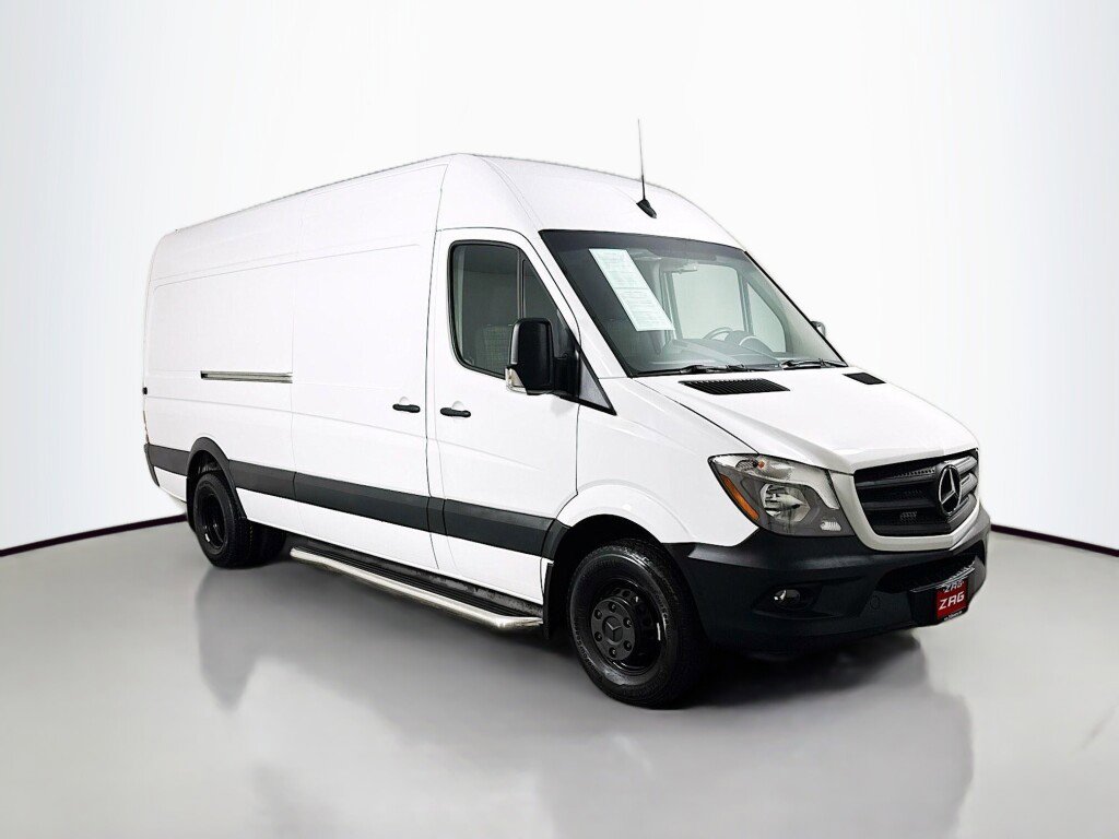 Used 2018 Mercedes-Benz Sprinter 3500 image 7