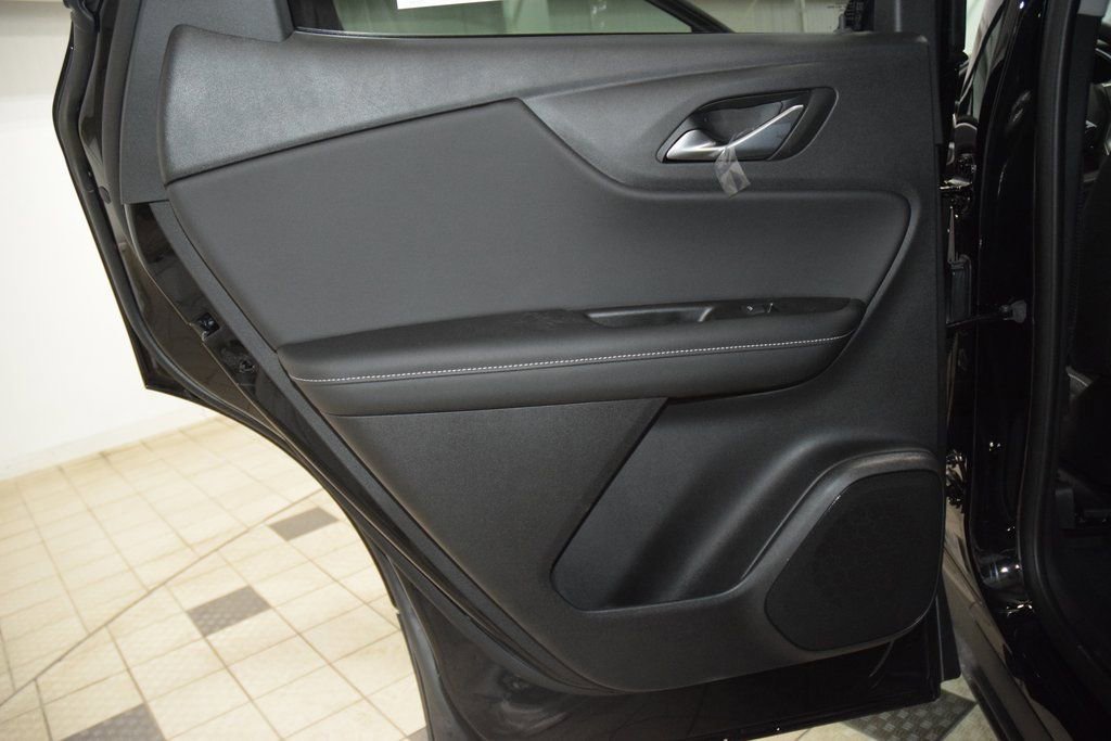 New 2026 Chevrolet Blazer LT w/ Convenience Package FWD image 42