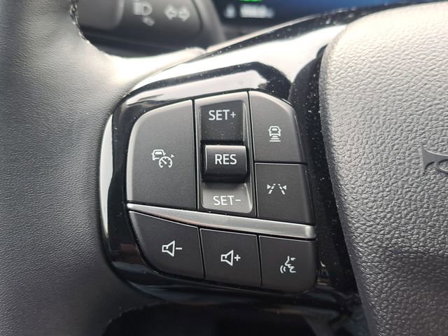 Used 2025 Ford Escape SE w/ PHEV Premium Package image 19