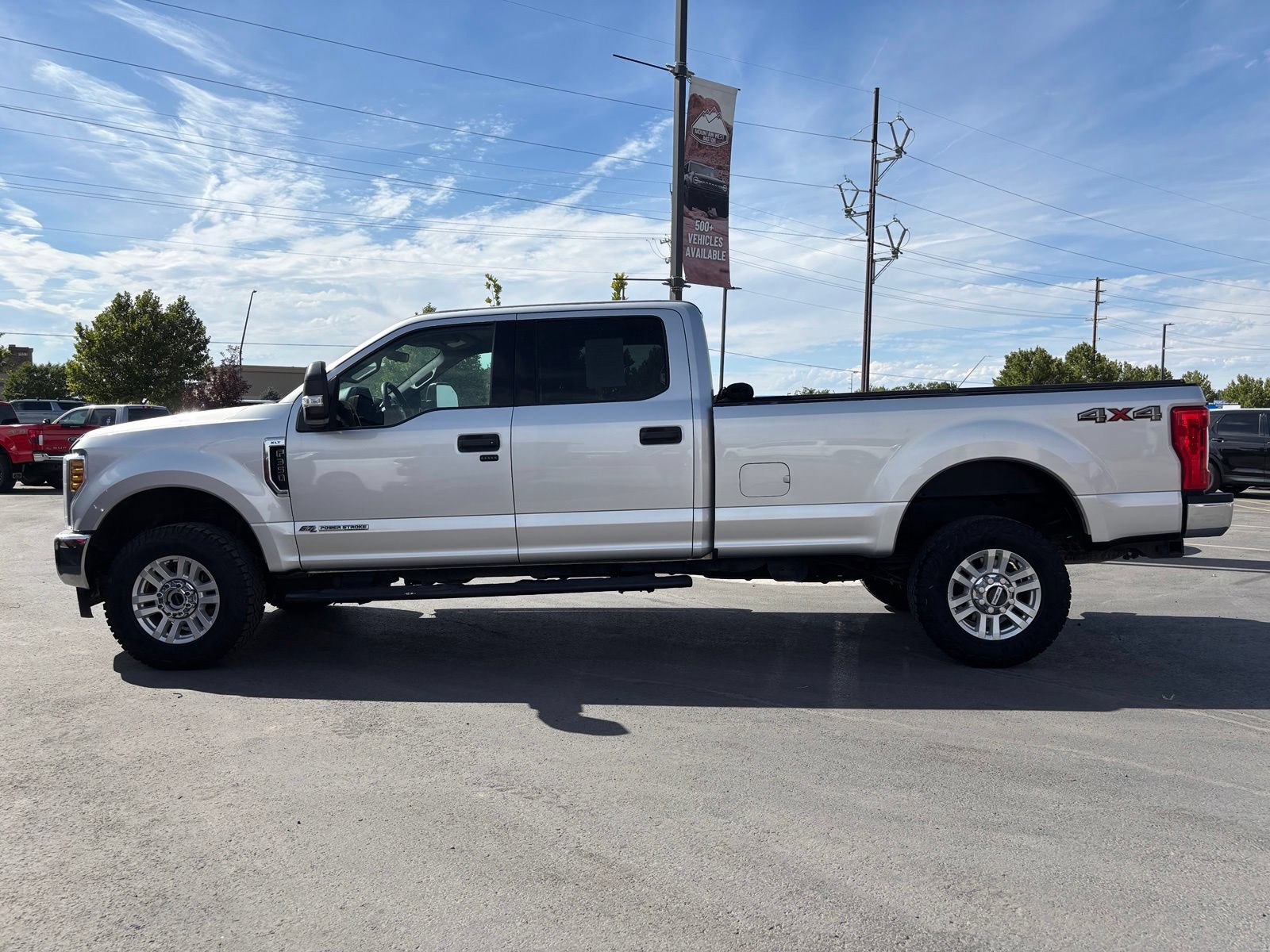 Used 2018 Ford F350 XLT w/ Camper Package AWD/4WD image 8