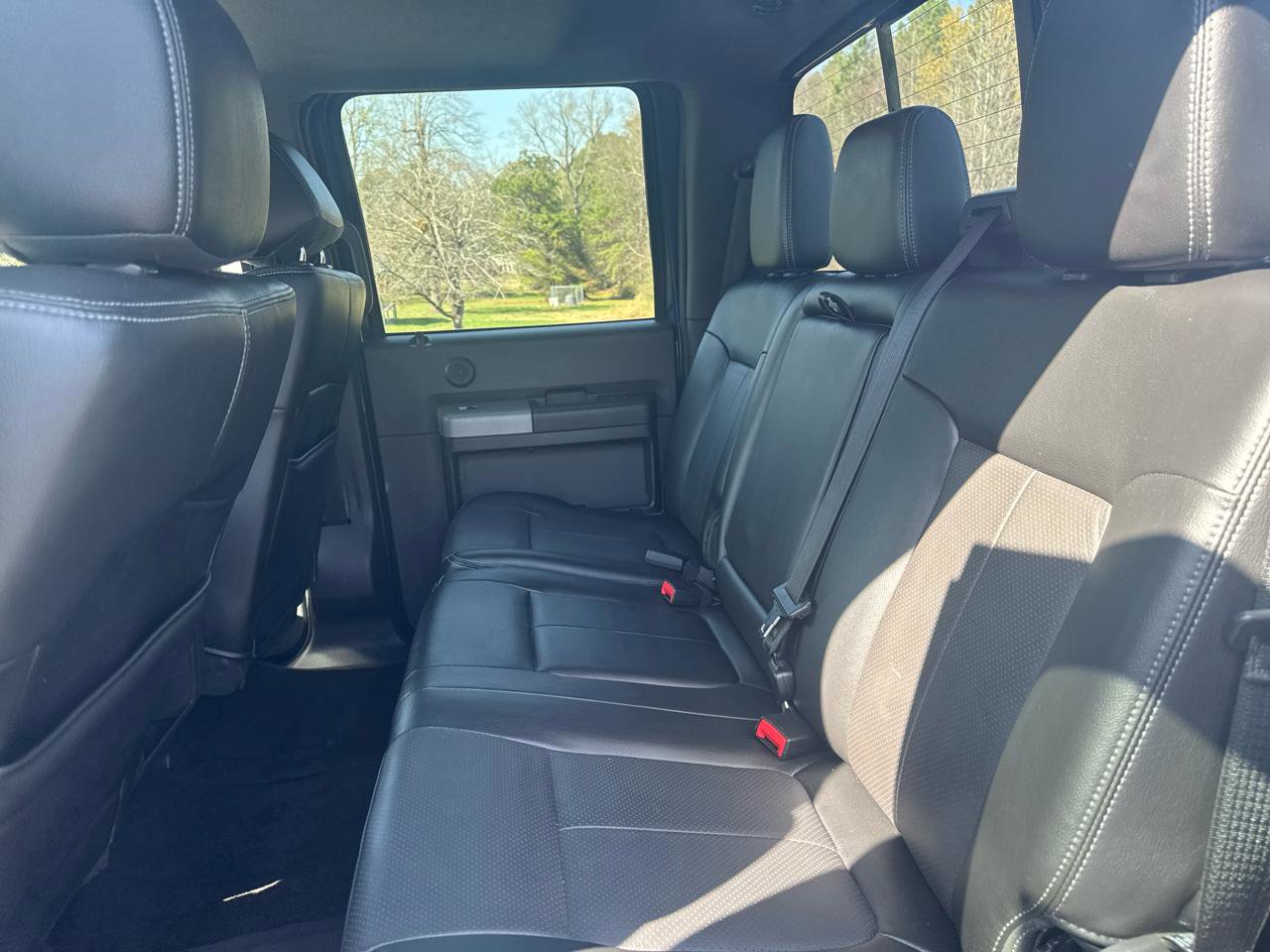 Used 2014 Ford F250 Lariat w/ Lariat Ultimate Package image 14