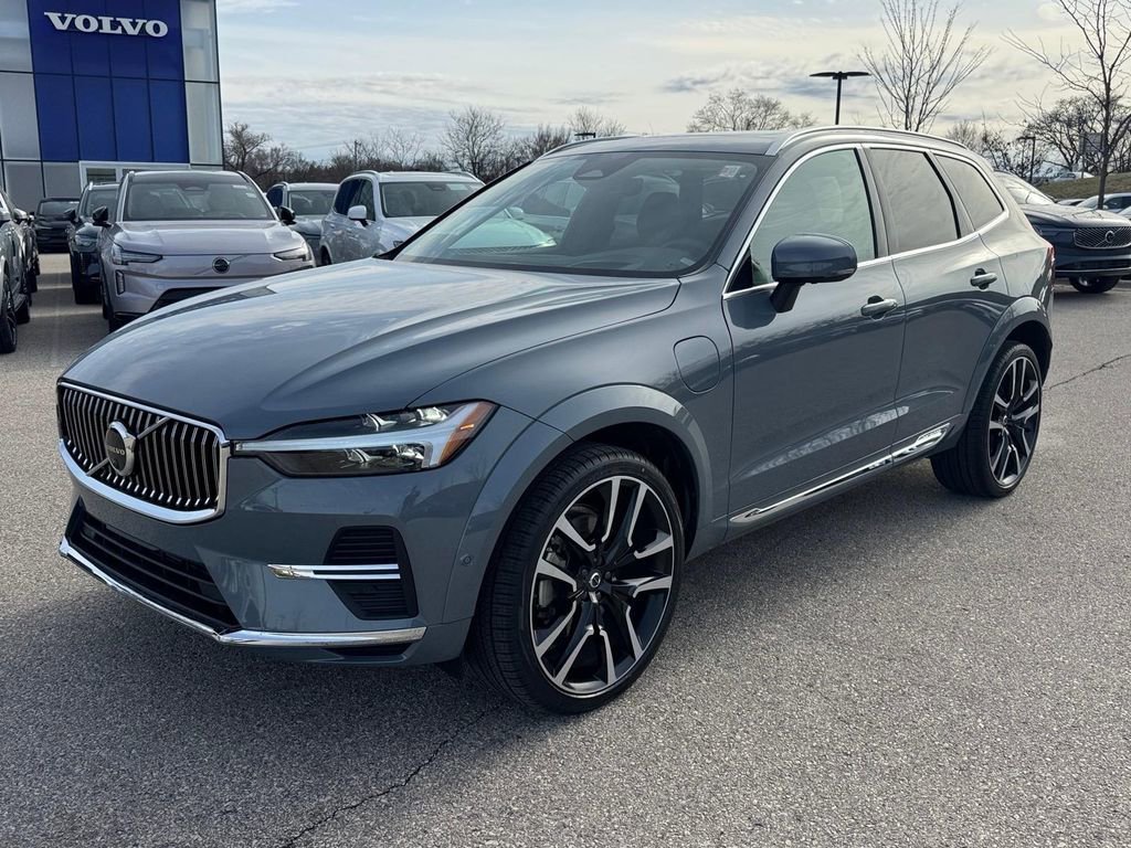 Certified 2023 Volvo XC60 T8 Ultimate image 1