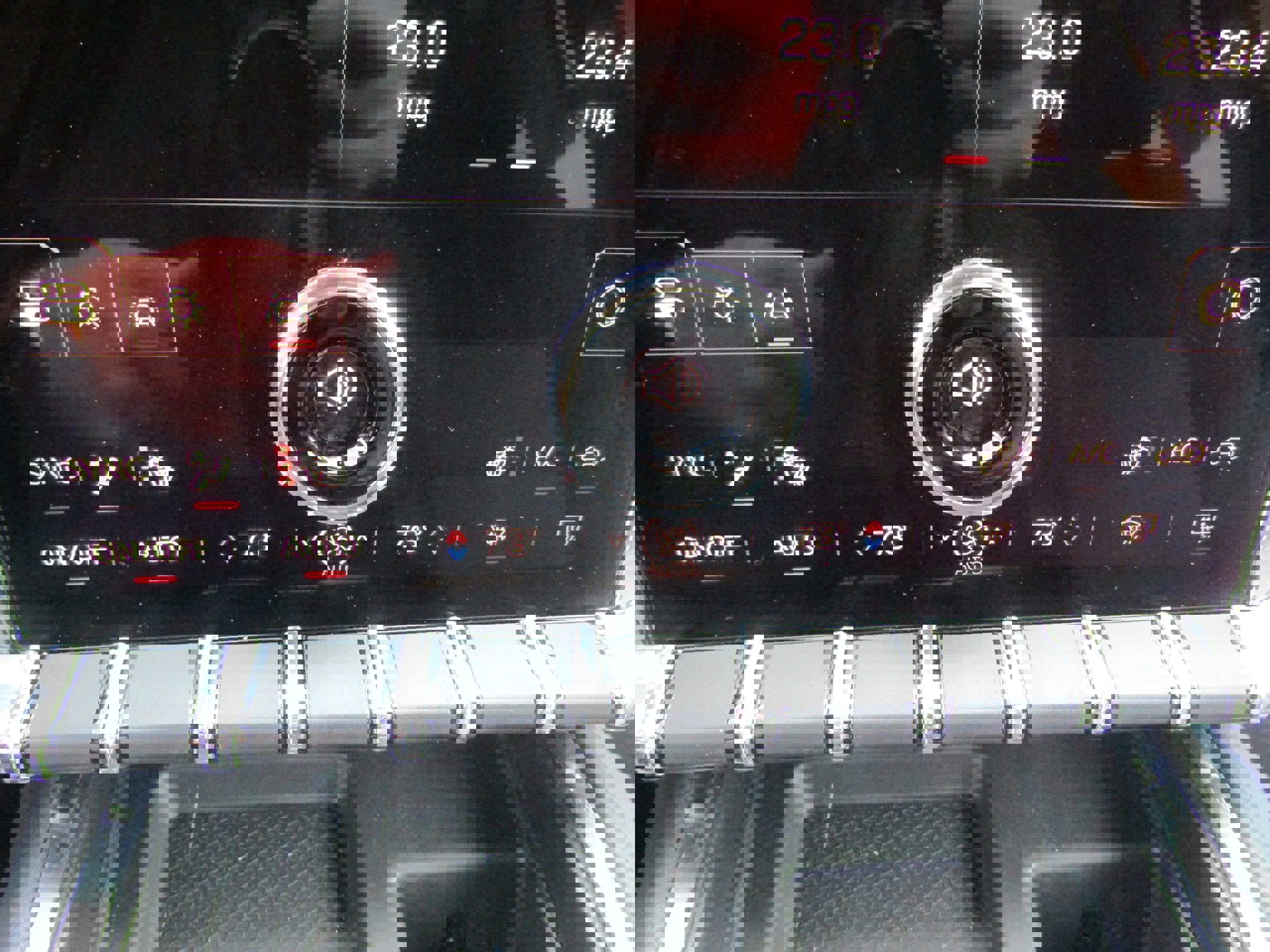 Used 2025 GMC Acadia Elevation image 31