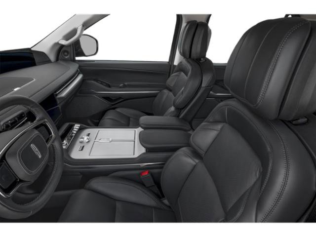 New 2026 Lincoln Navigator L Reserve AWD/4WD image 8