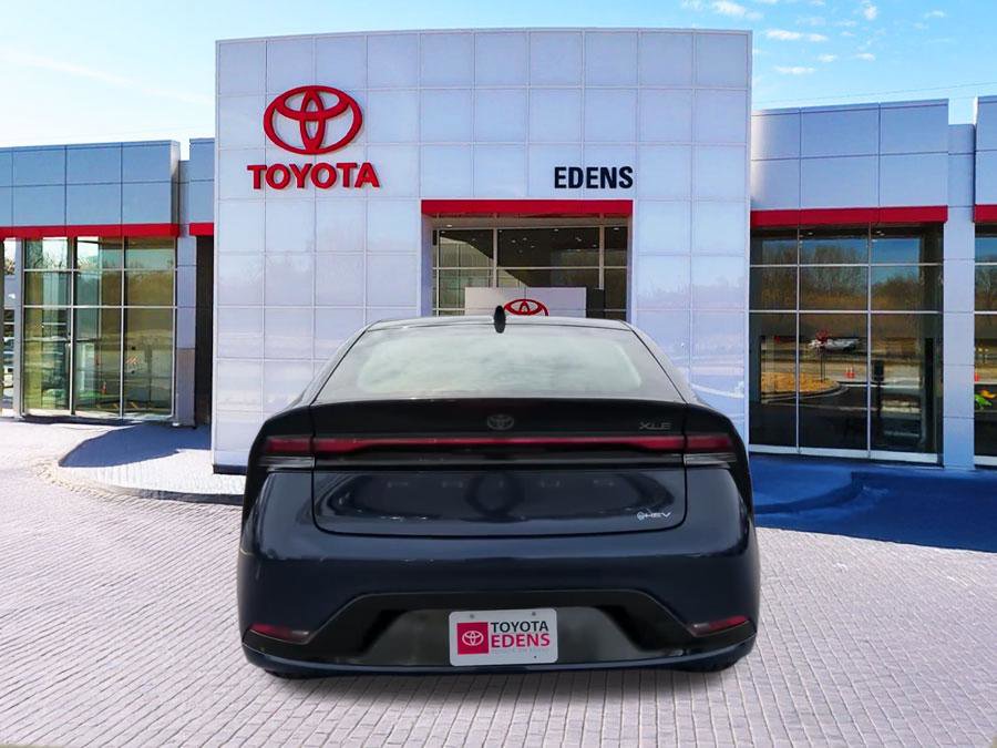 Used 2024 Toyota Prius XLE image 4