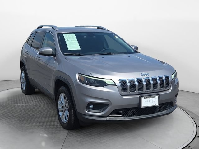 Used 2019 Jeep Cherokee Latitude w/ Cold Weather Group AWD/4WD image 7