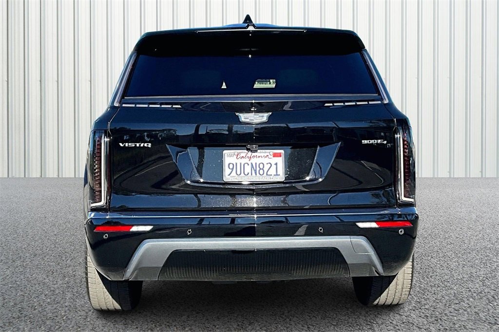 Used 2026 Cadillac Vistiq Sport image 25