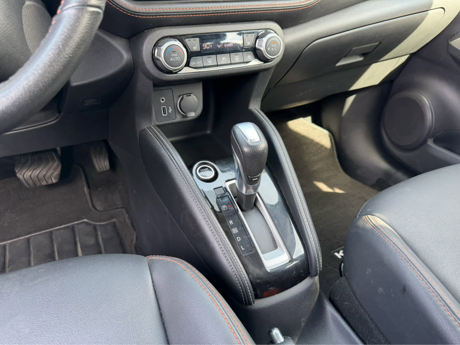 Used 2020 Nissan Kicks SR w/ SR Premium Package image 18