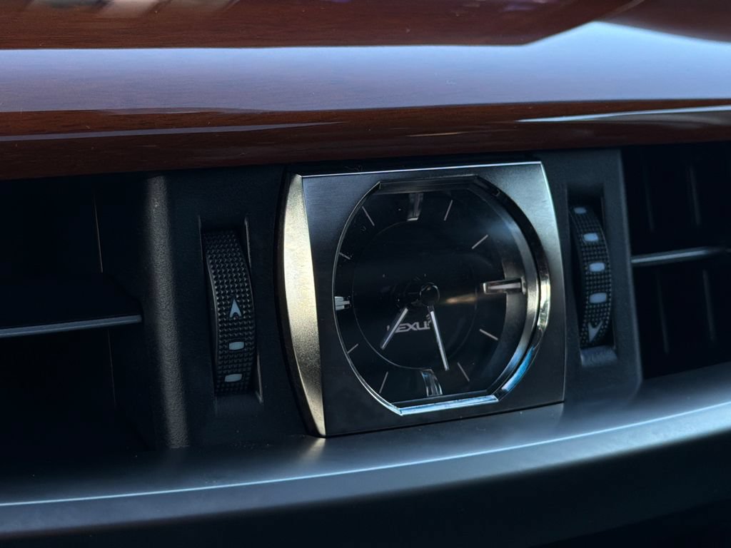Used 2017 Lexus LX 570 4WD image 33