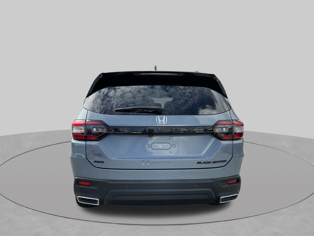 Certified 2025 Honda Pilot Black Edition image 4