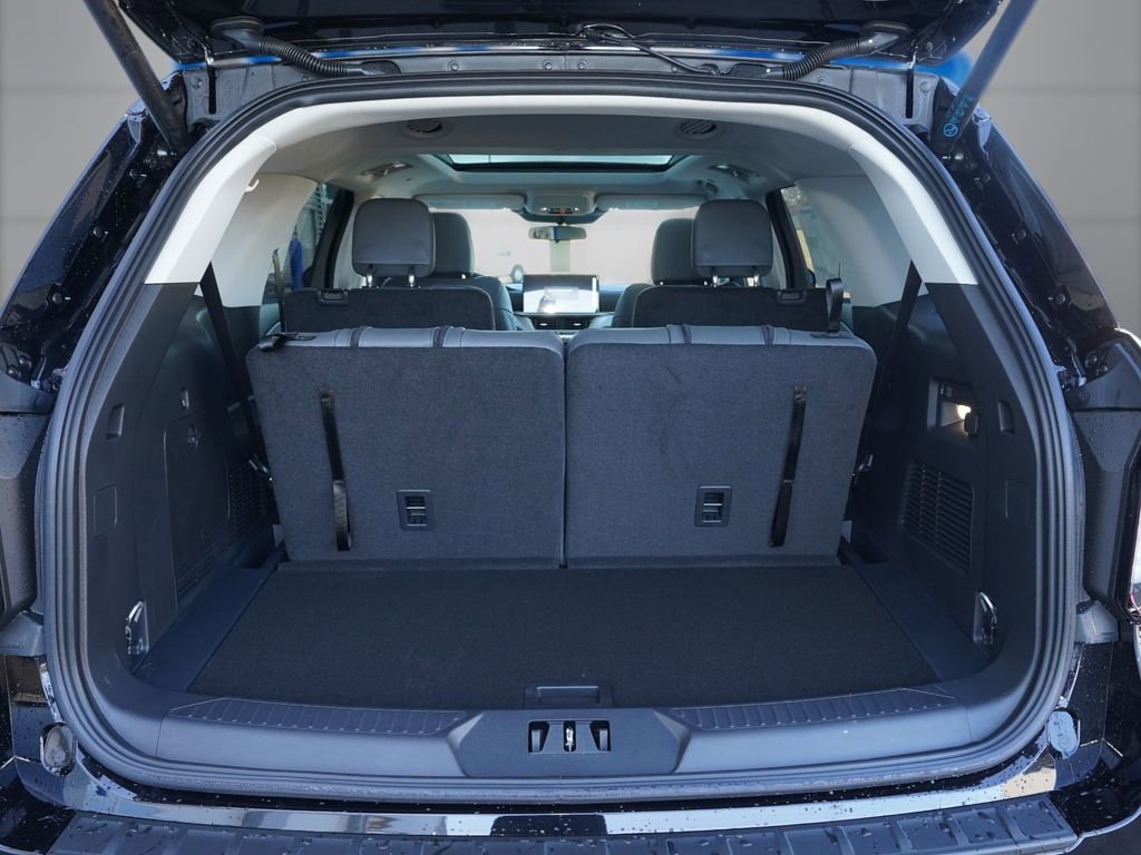 New 2026 Ford Explorer Active image 24