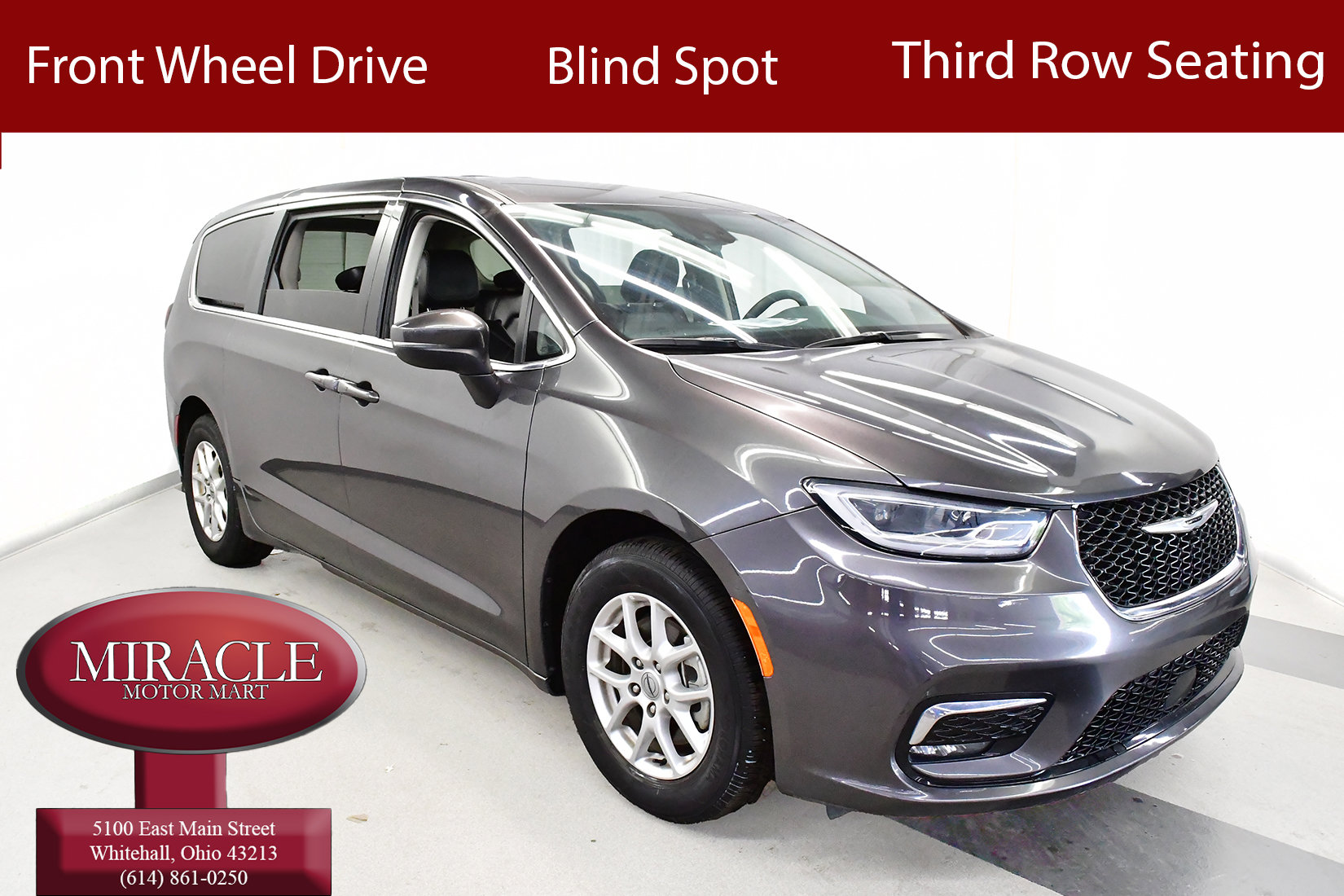 Used 2023 Chrysler Pacifica Touring-L FWD video 1