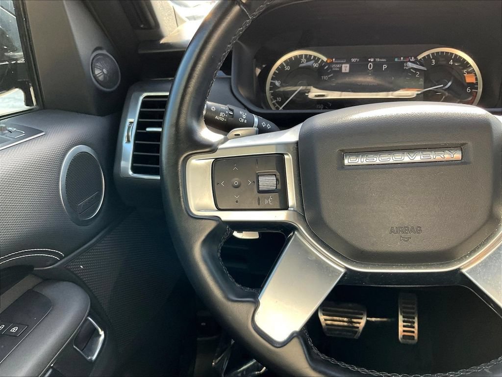 Used 2023 Land Rover Discovery S R-Dynamic AWD/4WD image 11