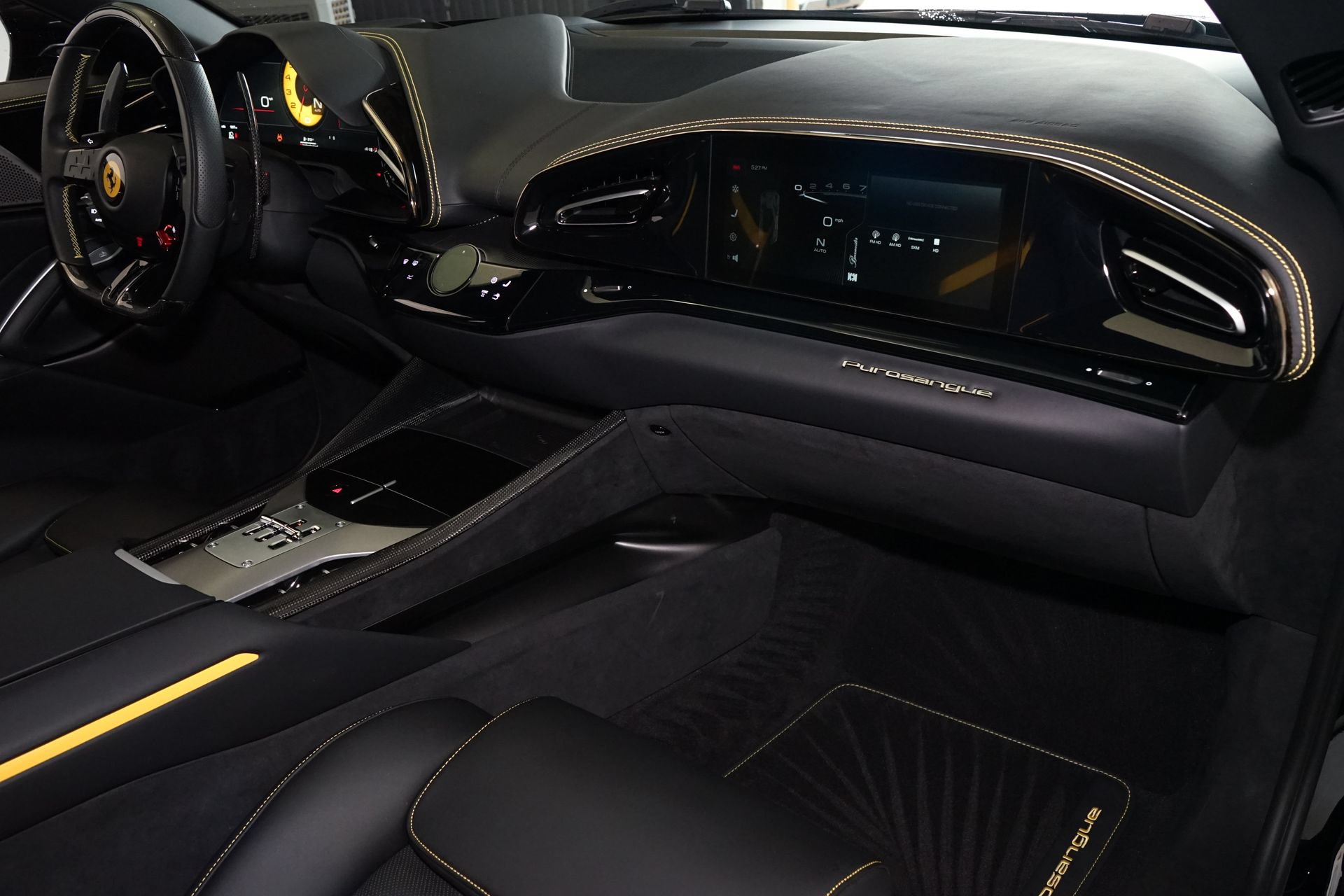 Used 2025 Ferrari Purosangue AWD/4WD image 11