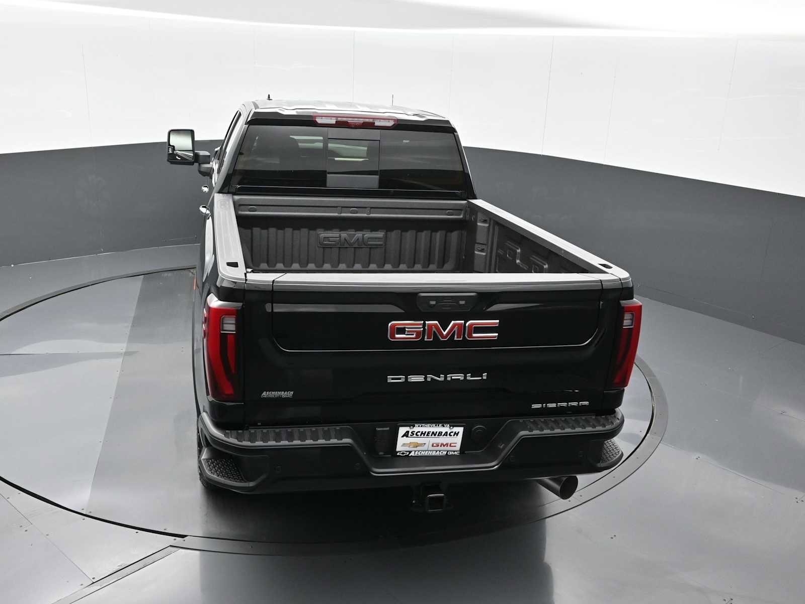 New 2025 GMC Sierra 2500 Denali w/ Technology Package image 16