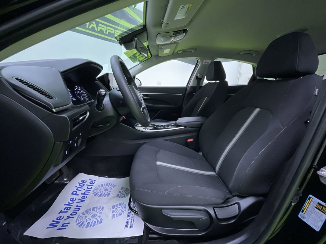 Used 2023 Hyundai Sonata SE w/ Preferred Accessory Package image 16