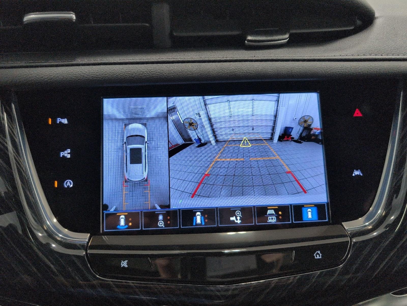 Certified 2025 Cadillac XT6 Premium Luxury w/ Technology Package AWD/4WD image 14