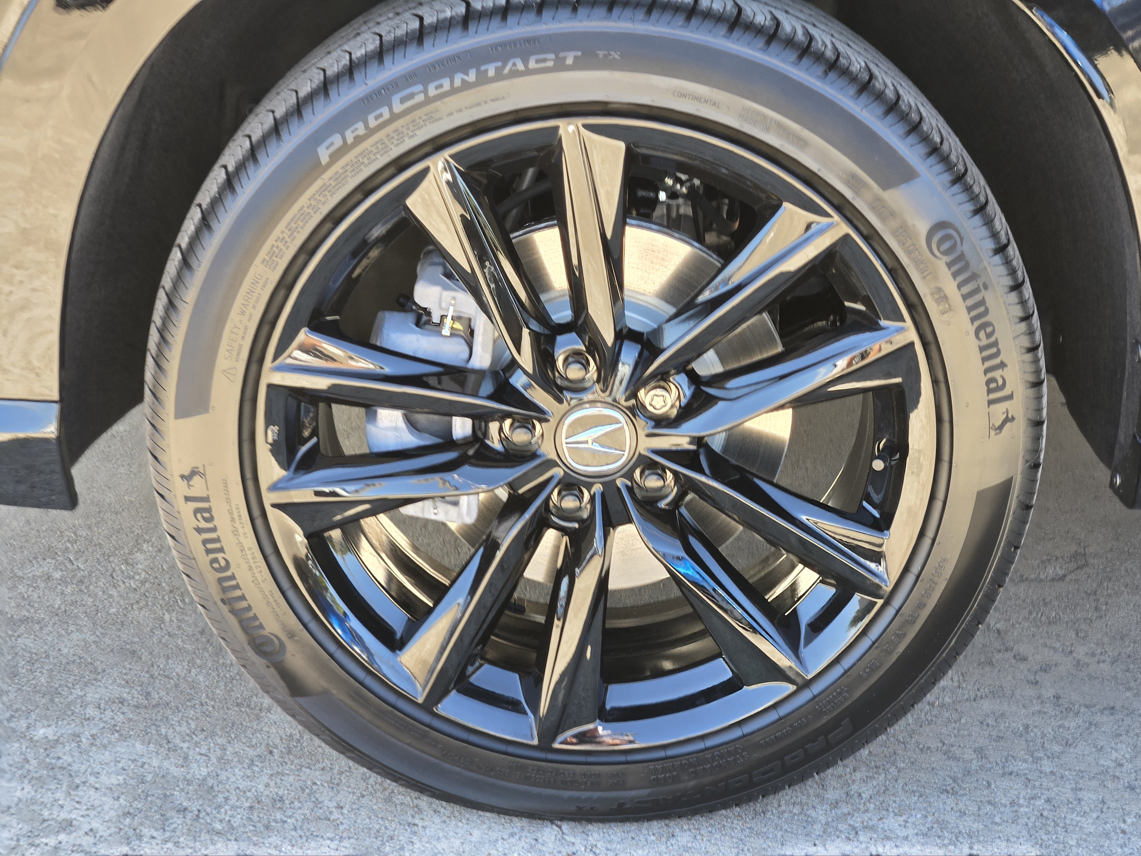 New 2026 Acura ADX A-Spec w/ Advance Package AWD/4WD image 8