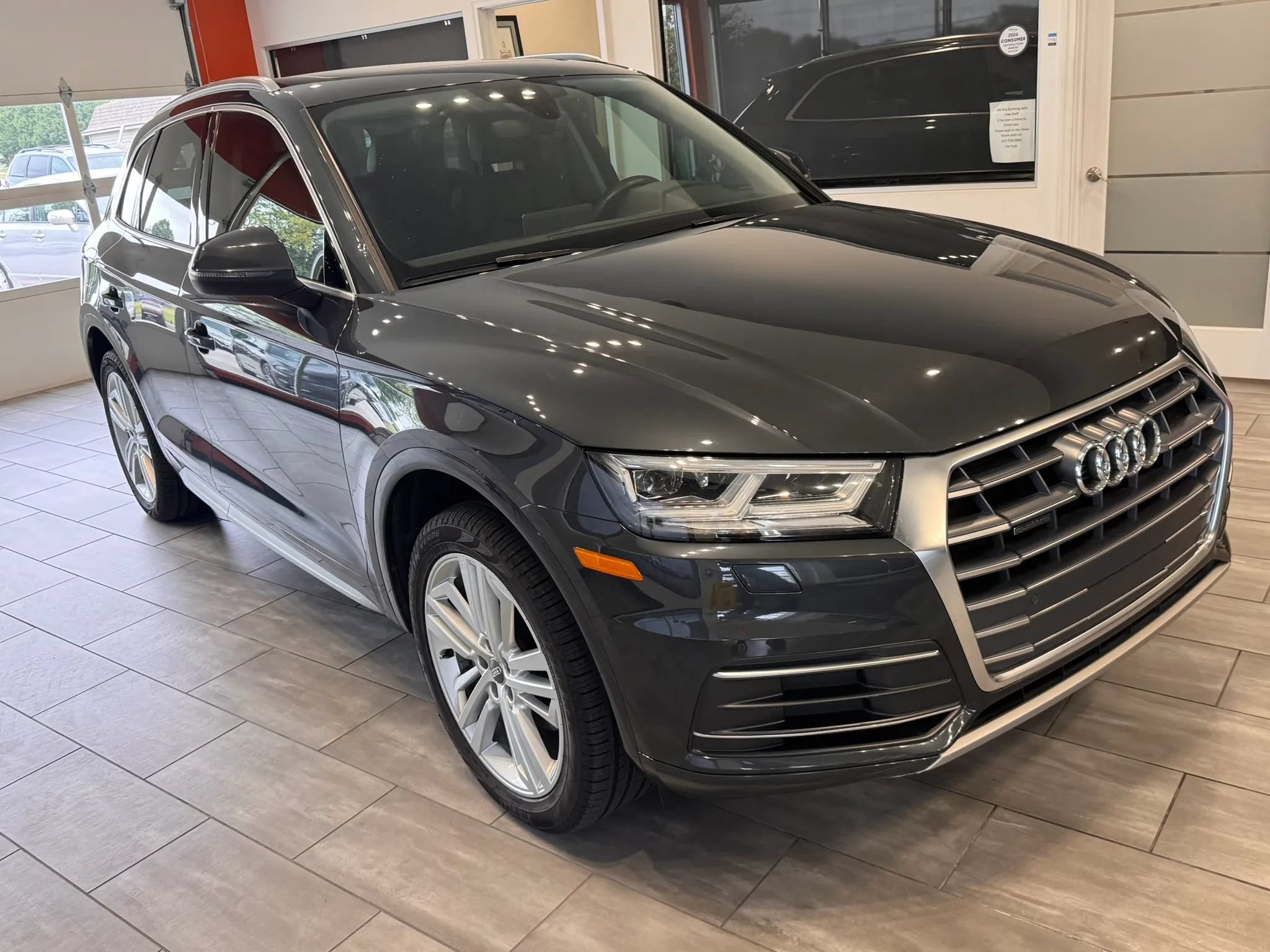Used 2019 Audi Q5 2.0T Premium Plus AWD/4WD image 3