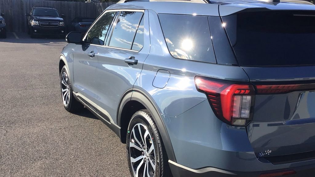 Used 2026 Ford Explorer ST-Line image 7