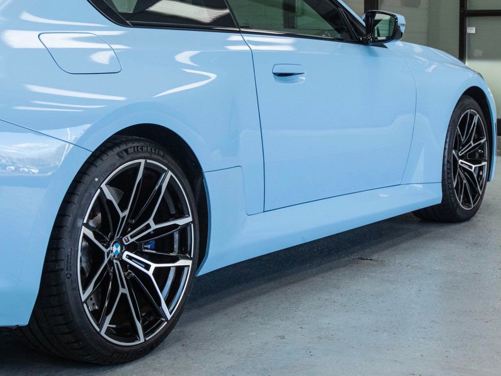 Used 2023 BMW M2 w/ Lighting Package RWD image 42