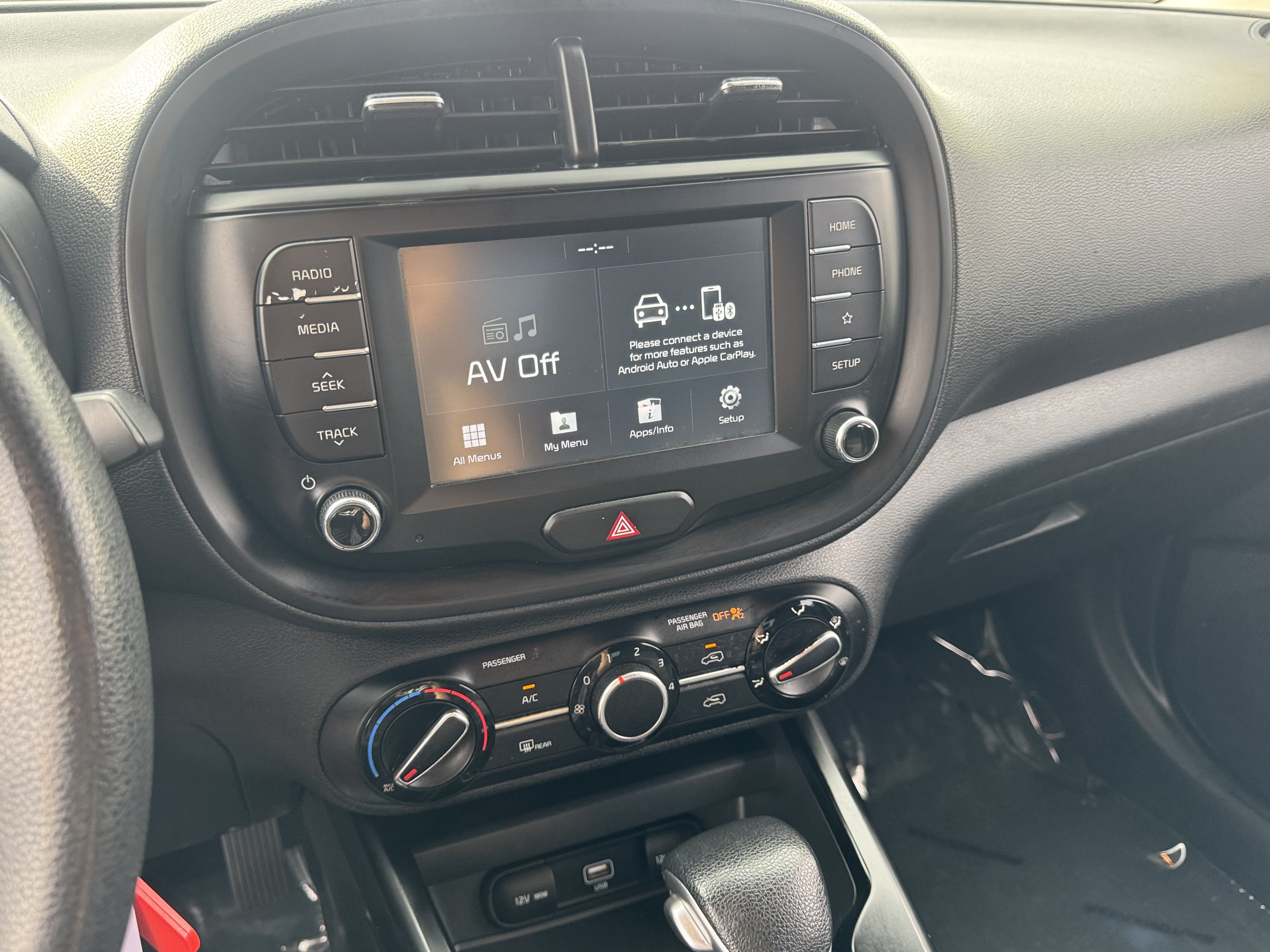 Used 2020 Kia Soul LX FWD image 24