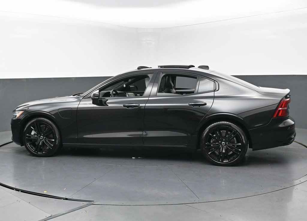 Used 2024 Volvo S60 T8 Ultimate w/ Climate Package image 8