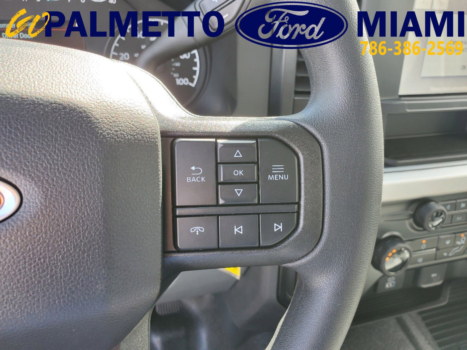 New 2024 Ford F550 4x4 Regular Cab Super Duty image 14