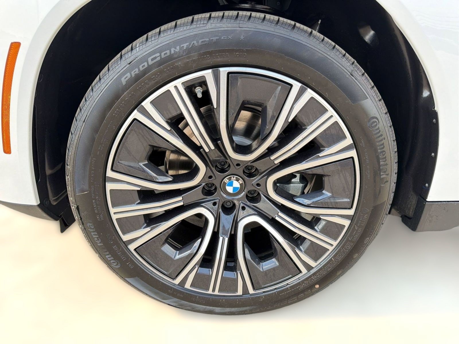 Used 2026 BMW X3 xDrive30i w/ Premium Package AWD/4WD image 12