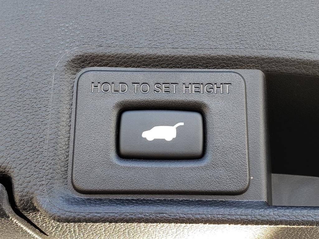 Certified 2024 Acura RDX SH-AWD w/ Advance Package image 11