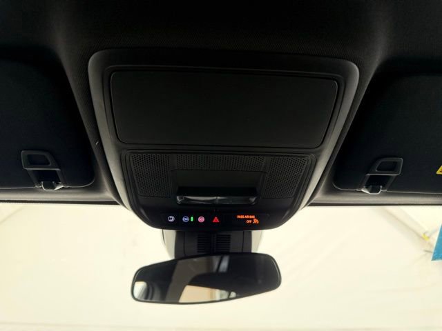 Used 2025 Chevrolet Equinox LT image 37