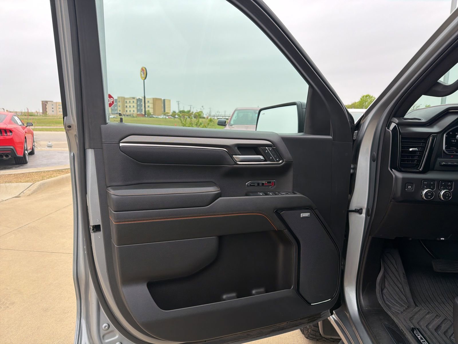 Used 2023 GMC Sierra 1500 AT4 w/ Technology Package image 15