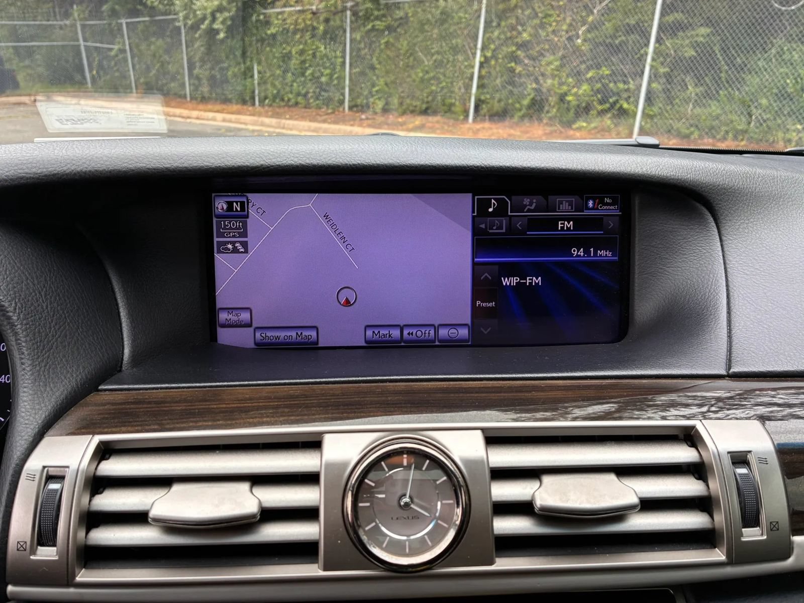 Used 2013 Lexus LS 460 L w/ All-Weather Pkg RWD image 28