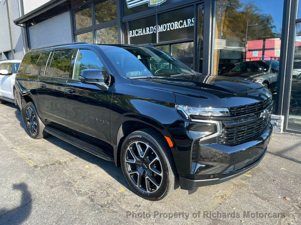 Used 2023 Chevrolet Suburban RST