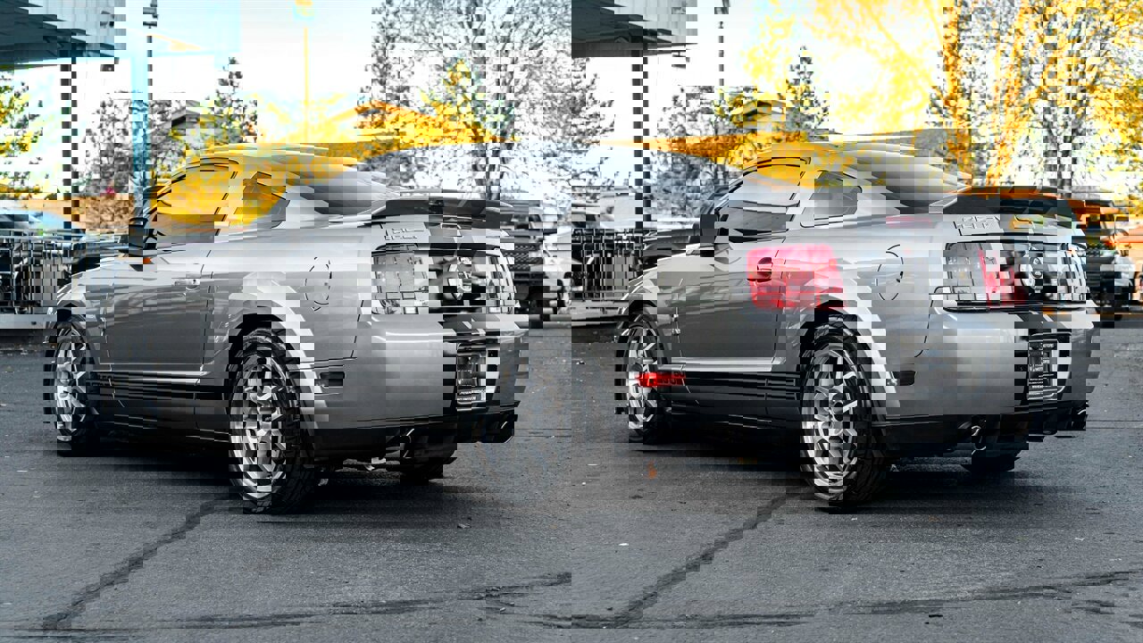 Used 2008 Ford Mustang Shelby GT500 image 2