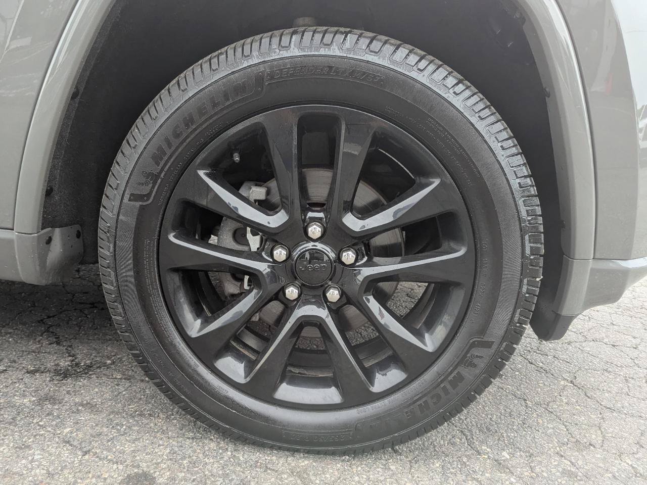 Used 2020 Jeep Grand Cherokee Altitude AWD/4WD image 57