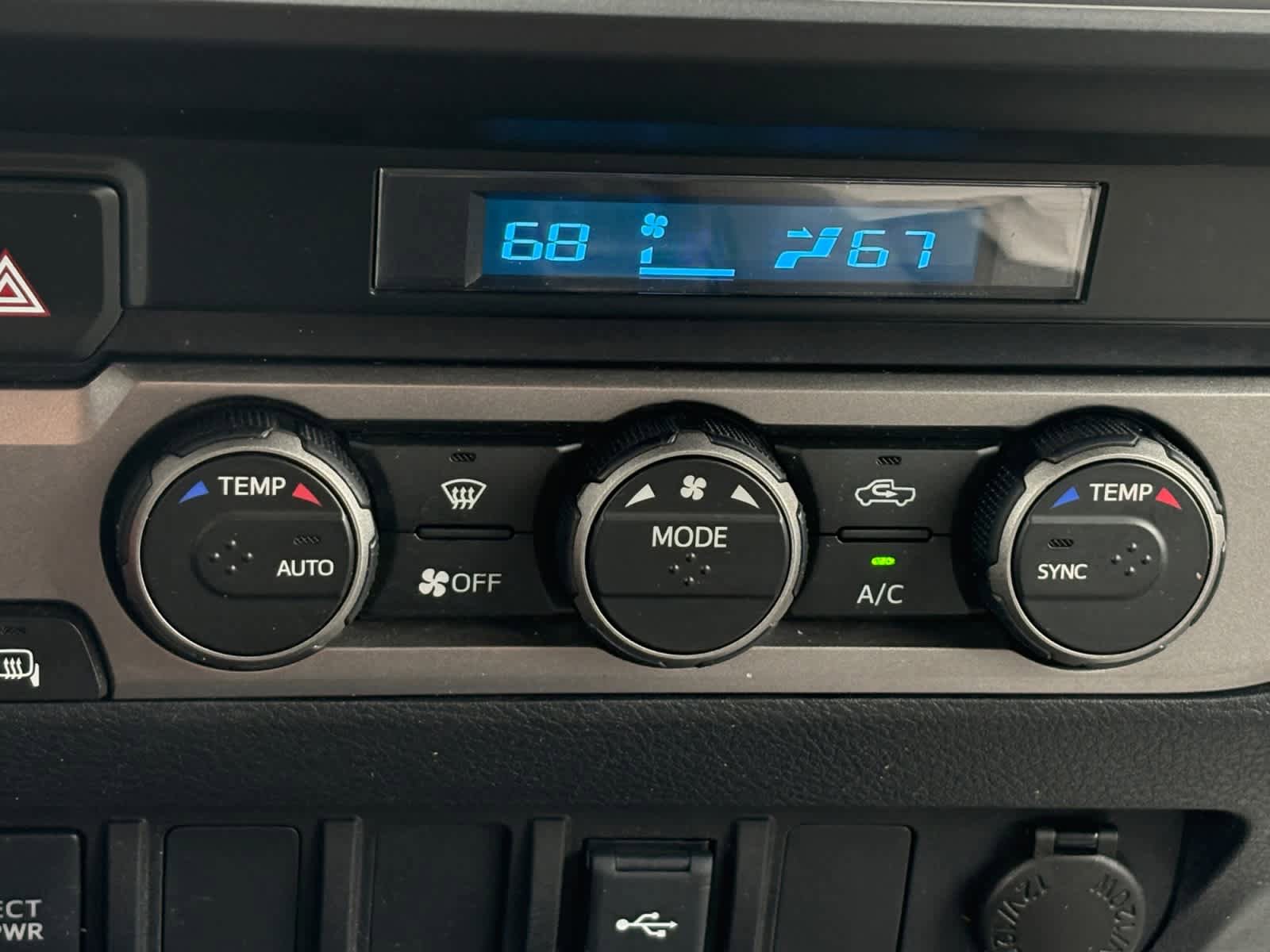 Used 2023 Toyota Tacoma SR AWD/4WD image 17