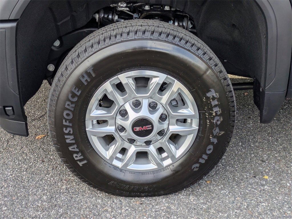 New 2026 GMC Sierra 2500 SLE image 9