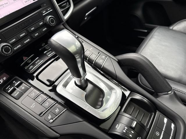 Used 2017 Porsche Cayenne Platinum Edition image 21