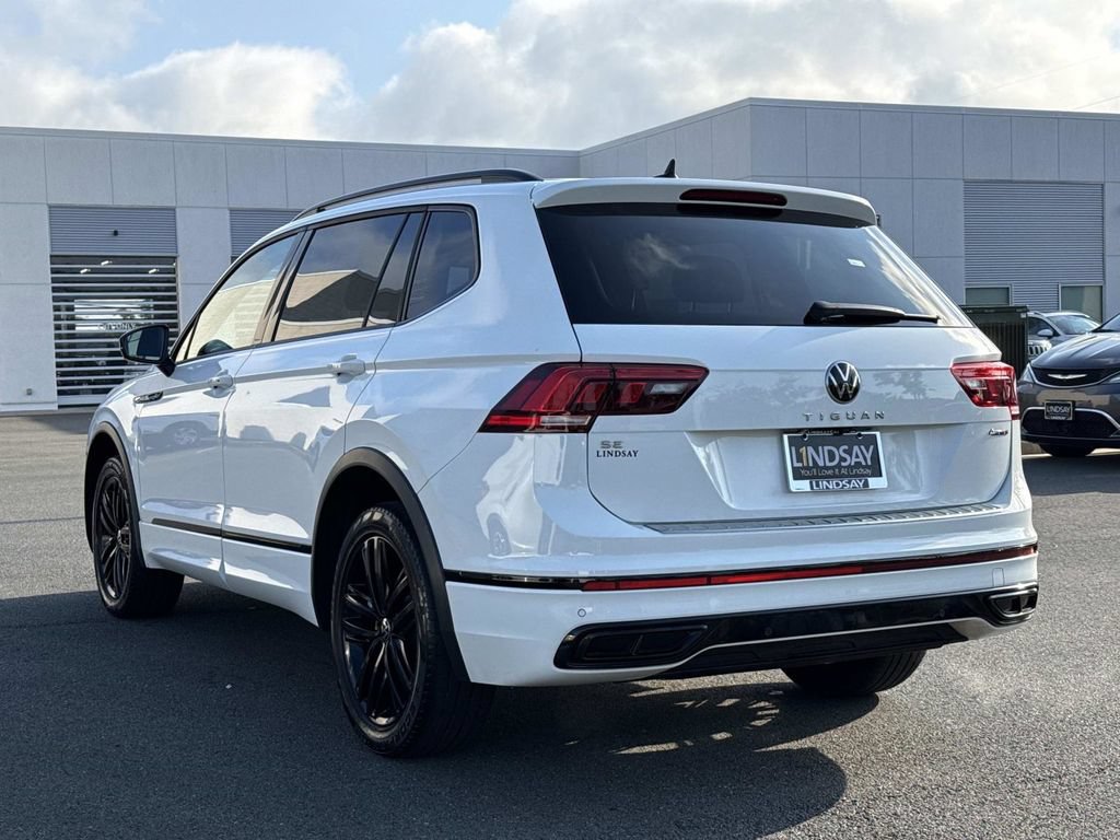 Used 2022 Volkswagen Tiguan SE R-Line AWD/4WD image 5