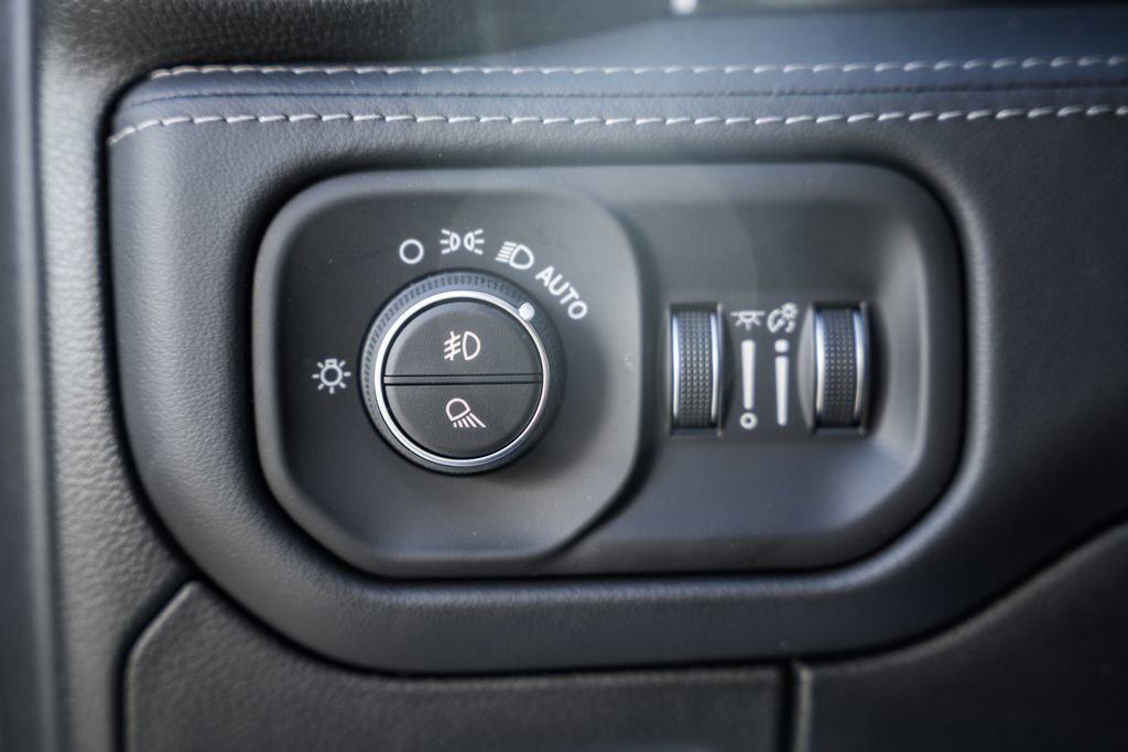 New 2026 RAM 1500 Limited AWD/4WD image 46