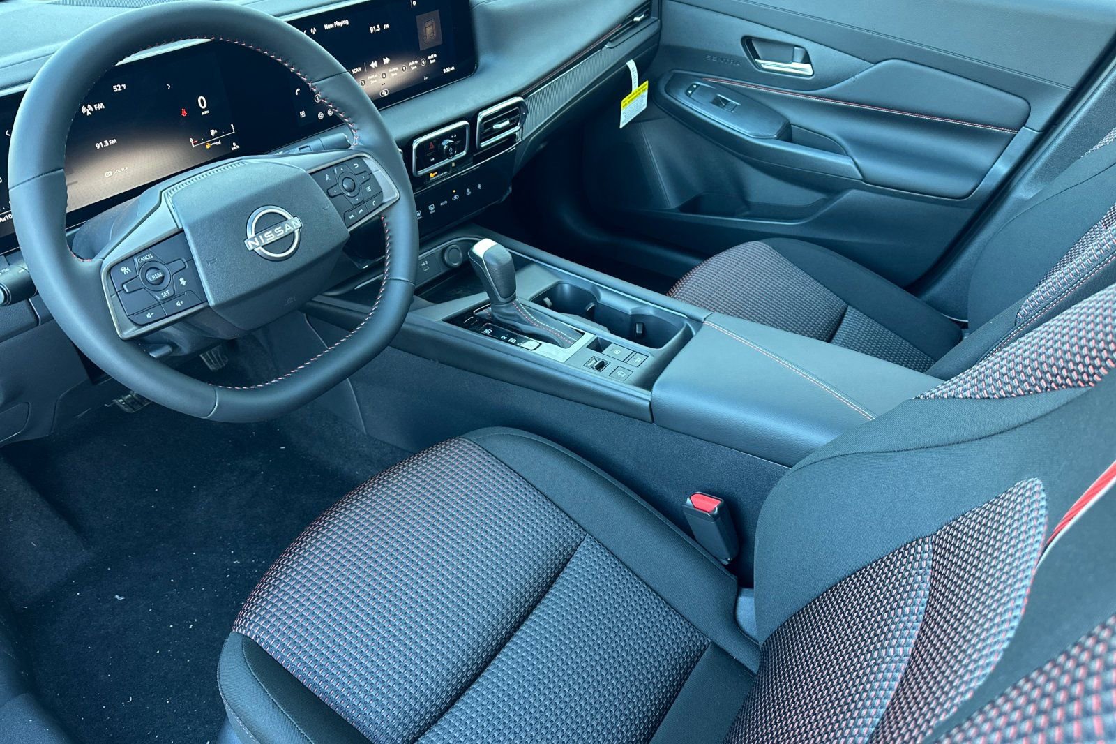 New 2026 Nissan Sentra SR w/ Floor Mat Package image 7